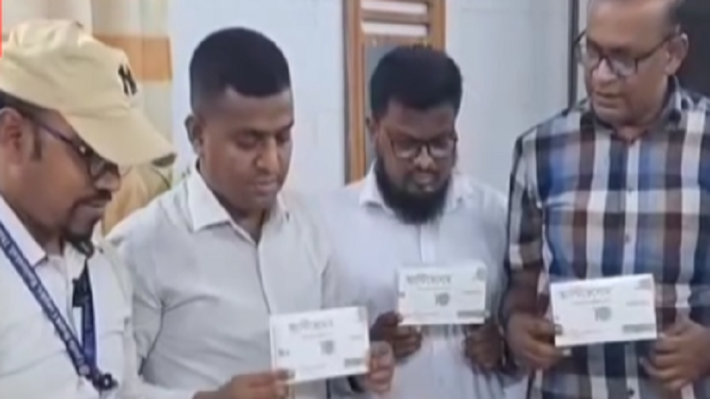 উপজেলা স্বাস্থ্য কমপ্লেক্সে উপজেলা প্রশাসন থেকে এন্টি ভেনম প্রদান 